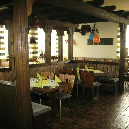 Gasthof Hotel Zum Ross Вертхайм Екстериор снимка