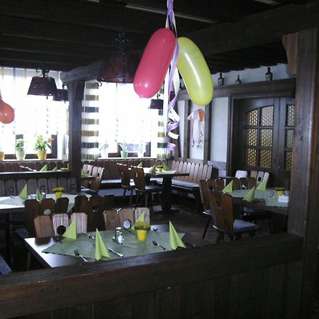 Gasthof Hotel Zum Ross Вертхайм Екстериор снимка